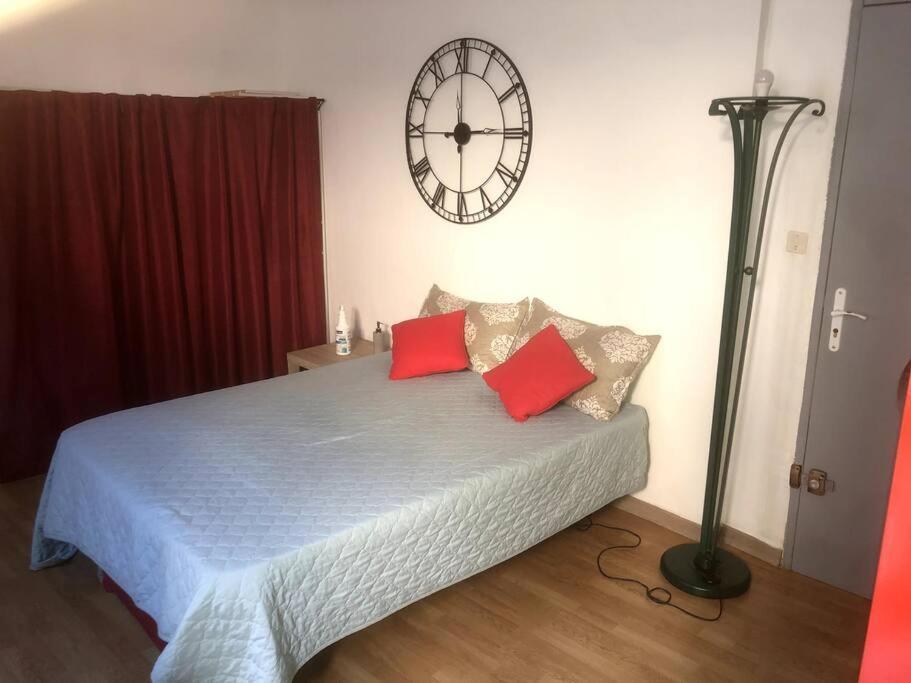 Apartament Jolie Studio Dans Le Centre Historique De Narbona Zewnętrze zdjęcie